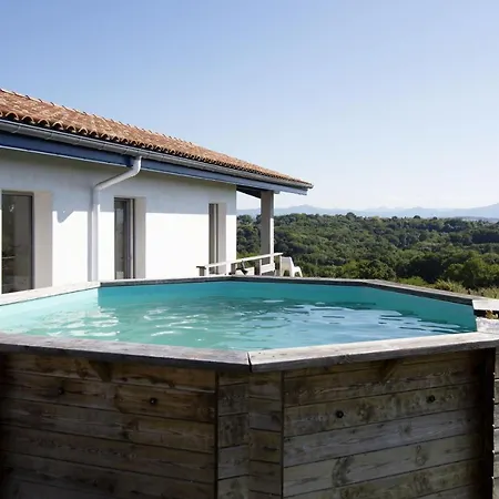 Maison Au Calme Avec Vue Sur Les Montagnes * Villefranque (Pyrenees-Atlantiques)